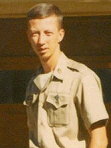 Stephen J Groth